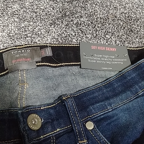 Torrid jeans - Picture 4 of 4